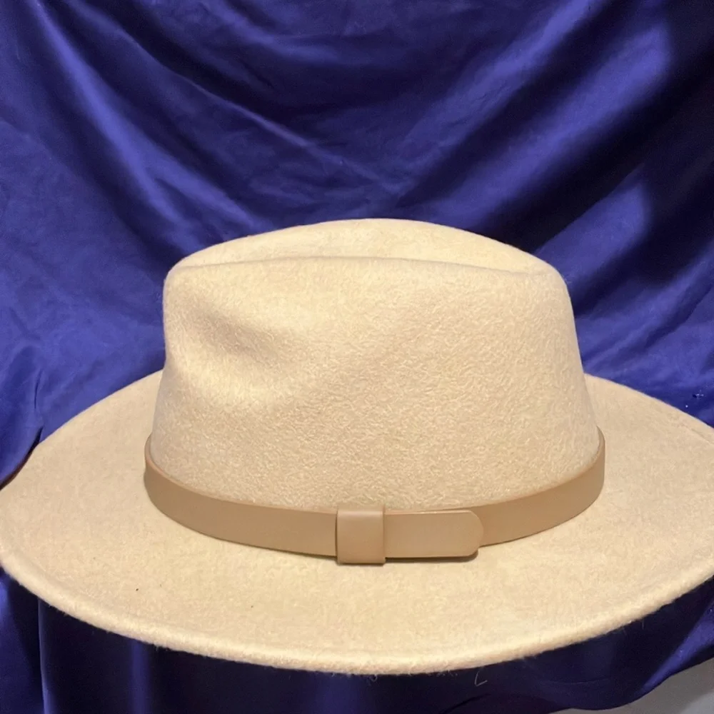 LOFT Hat - Picture 1 of 6